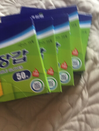 喜欢用这个品牌，厚度、长度都正合我的要求。手套不易破漏。京东太方便了，感谢有京东。