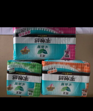 用了很多年的品牌。推荐大家试试。
最近一年，京东的快递服务水准下降了很多，以前电视广告上的那个活力阳光有礼貌的帅小伙早已经不复存在了，曾经固定的快递小哥变成现在三天两头的陌生面孔，还常常为找不到门牌号打电话要出去迎接。再说说商品，破损率比以前大大增加了，看得出来配送人员把不满和愤怒都发泄在工作上了。不过京东还是有很大进步的，商品比以前越来越丰富了。全国各地的特产美食可以一站式购齐。世界各国的优良产品数不胜数。作为消费者我们还是满怀感激的。还请注意硬件升级的同时，完善一下软件服务，毕竟那才是服务的一线前沿，是消费者最直接感受到京东消费体验的第一印象。