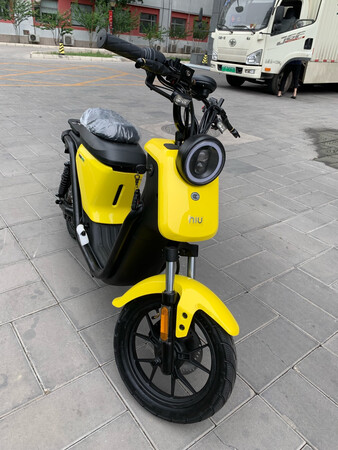 特别特别棒，app给我发了提醒信息，车辆异常移动，我出一看家人在挪我的车，没有放电池的车哦，他们很惊讶我怎么知道他们在动车，我说我有提醒啊，妈妈一下就放心他不会丢掉啦！赞??，必须赞