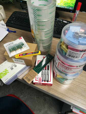 做工质感好，尺寸大小合适，耐用度高，手感平滑不粗糙。物流超快，第二天就收到了。