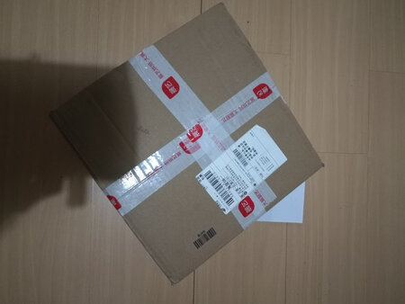 东东外观看质量还不错，但是买大了，烤箱放不下。要用得买大烤箱了。