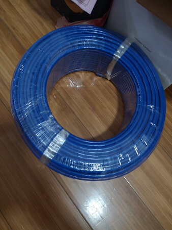 产品质量：很好很不错！
产品性能：很好，我的带宽还没升级。
产品包装：包装虽然简单，但没破损。
外形外观：很粗很结实。