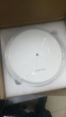 华三Mini A51-E 750M双频吸顶式无线AP 企业级，这正是我所需要的产品，信号覆盖广，稳定，用的放心。