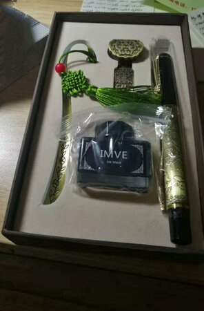 送朋友的生日礼物，朋友很喜欢呢！一个劲儿的说漂亮！