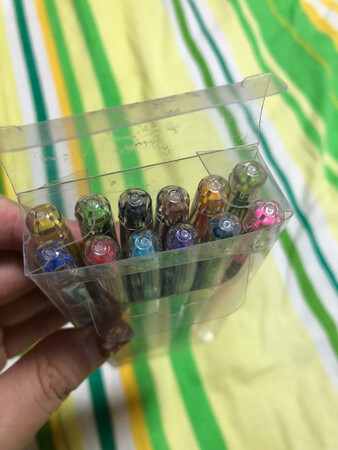 颜色丰富，满足各种使用搭配，性价比高。