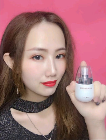 使用感受：效果还是蛮不错的，水润水润的，良心价位