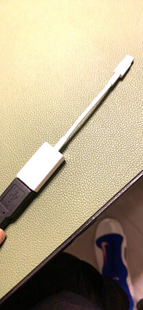 买了一年的blue话筒终于能直连手机了。官方出品，值得信赖。
