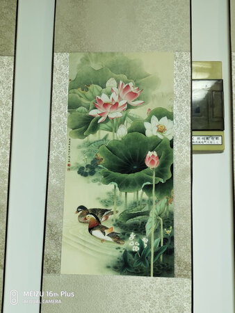 装饰效果不错，画面唯美，画风传统自然，寓意很美，四幅画组合起来效果不错，而且，卖家的售价很亲民。