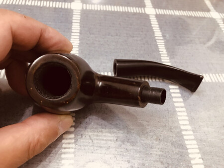 新烟斗抽了不到十斗已经出现问题，具体看图片，不值得购买