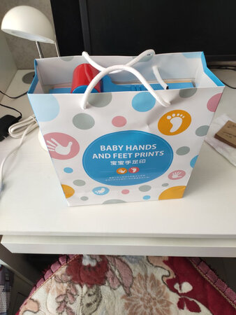 给宝宝买的，哈哈，等你结婚了送给她！！哈哈