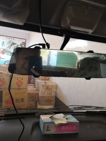 不错，记录仪很清晰！！！