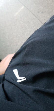 面料超级舒服，李宁越来越好了。