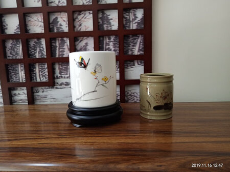 双十一购买，书房里用非常典雅。装饰和实用兼具。