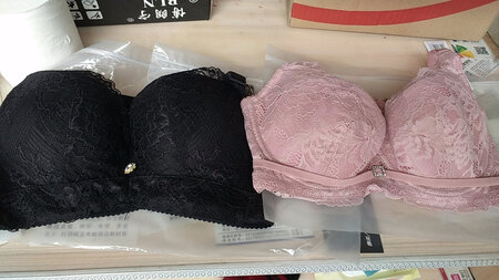 很好，很舒服，尺码也准确。