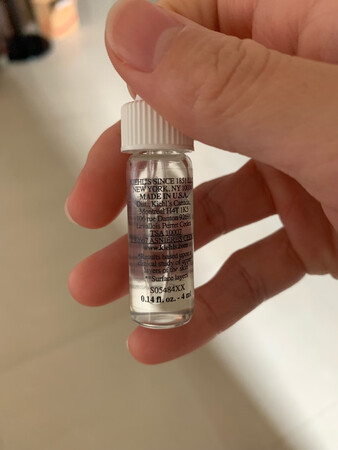 祛痘印效果非常好。一瓶能用好久。是正品，第二次买了