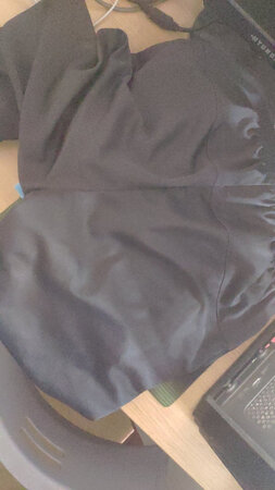 产品材质：很舒服
尺码大小：刚好
柔软程度：比较软
上身效果：还不错