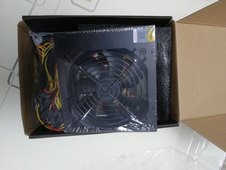 商品的质量不错，宝贝很喜欢，物流速度快，快递服务好，习惯好评。