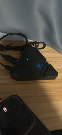 耐用度：目前用起来还可以吧，基本上比较稳定
响应速度：按照教程来连接，还可以，用无线鼠标容易卡
舒适度：没什么舒适度可言，卡扣不容易放手机
兼容性能：兼容性一般，苹果的还行，安卓的不行，换了好几个安卓手机都连不上