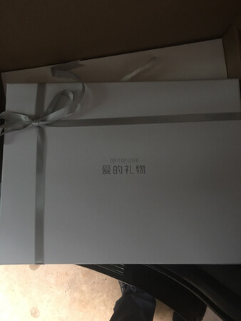 质量不错，颜色很喜欢，围上好看。