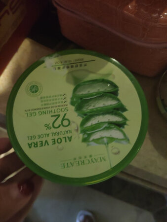 芦荟很清凉，夏天用很舒服，价格便宜实惠，性价比很高