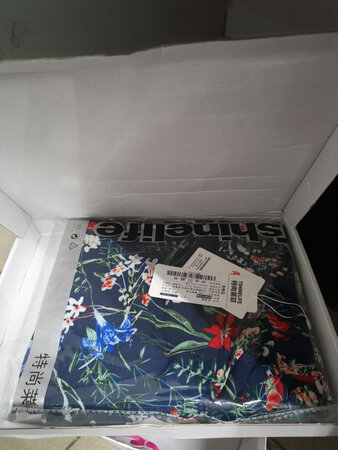 花式不错，雪纺料，爽爽的，穿起来有点长