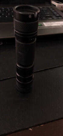 产品材质：好
光照强度：好
续航时间：好
产品重量：好