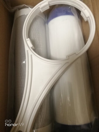 看着和原装的差不多，用后再说吧，先好评一下！