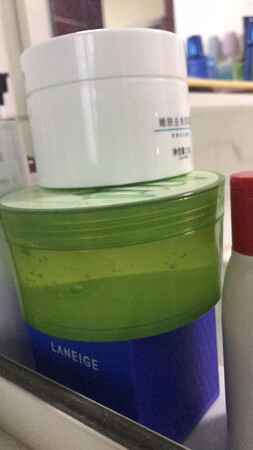 物美价廉不错，搞活动买很合适，喜欢极了