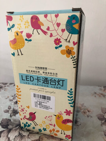 买给小朋友的礼物，自己家和朋友家的小朋友都一起买的，一开始觉得价格便宜会不会不好用，但这段时间小朋友每天拿着玩，晚上就打开灯！质量还是有保障的，重点是男孩子喜欢大白，女孩子都喜欢小猫！这次一次买了好几个，那个款式都有，按照价格和质量都是值得购买的.