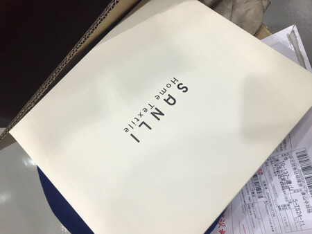 质量很好，很厚实，还没用过，不知道掉不掉毛