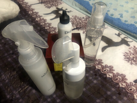 使用后效果还可以！买了一段时间啦！没咋用，反正对我的肌肤来说用过后于原本没什么区别！这款还是值得信赖的！?
