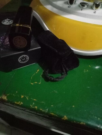 挺不错的 我拍的可以吧这是什么神仙口红，口红算是比较滋润的，涂上还是好看的，发货速度非常快，希望好用吧，在这么深的淘海里能找到自己期待已久的宝贝，吓我一跳，很喜欢。颜色也很特别，喜欢
