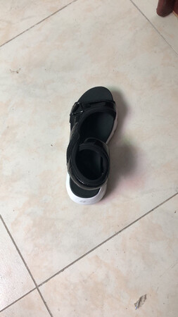 还没到货呢   就降价了