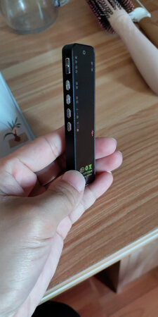 东西收到了，小巧方便携带，声音很响亮 录的也很清晰