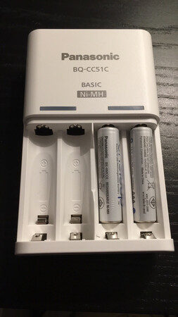电池电量：BB的玩具耗电量特别快，用这款充电电池非常适合！