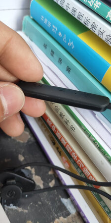 做工质感：不太好音质音效：一般舒适度：没想象中好续航能力：不错5.0确实，但aptx协议做的差！延迟还是蛮大的！要玩游戏还是别选这个了，运动的话还是不错的，防水好，链接强，就是延迟大，aptx根本没什么#，我买这个耳机就是为了打游戏的，我都换了2个高通845和一个高通855的并且都有aptx协议的手机连接试了一下，延迟的t.m的大，最大有1s最小也有0.6s左右，不要问我为什么这么精确，