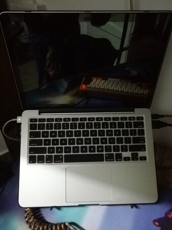 挺不错，很方便携带。但会有一点抖动，不碰还好，可以正常使用。