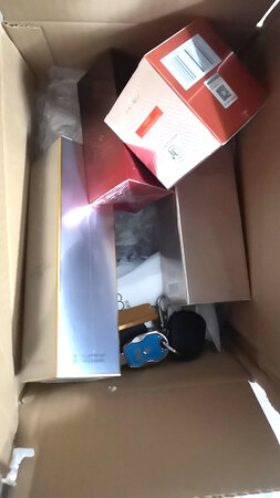 不知道好不好用   包装太马虎了   看着一点也不值钱呢        但愿能好用吧