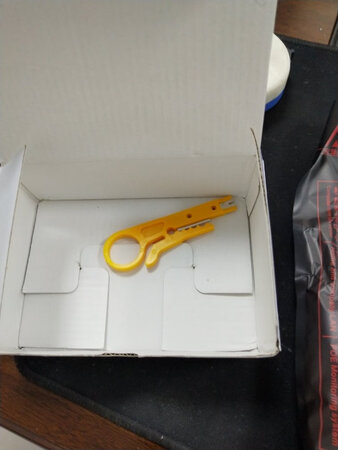 不错，还送小工具