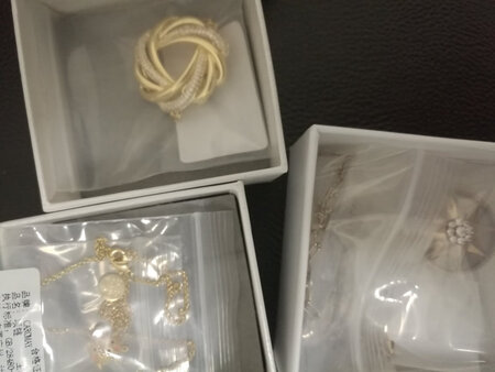 很好的购物体验，价格也很合适，实用性较高，有纪念意义！