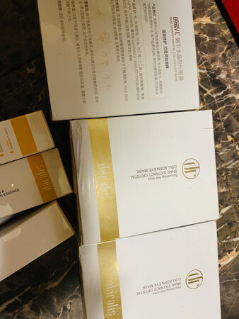 温和不油腻也没有过敏，用过几次了，继续使用关注，赠品也不错，小巧方便