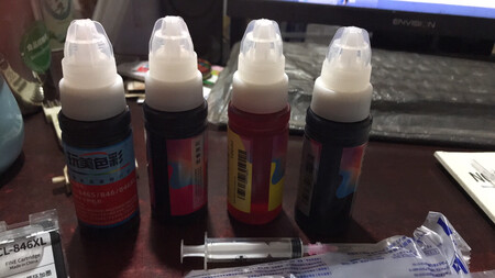 双十一买的，发货很快，东西不错还送了手套和针管，打印机带的很快就用完了，这个应该可以用的久一点。