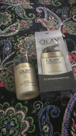 玉兰油非常好用，我一直在用这个牌子，很满意，物流也蛮快，值得信赖。