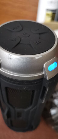 音质音效：喇叭有点沙沙沙的声音了！
