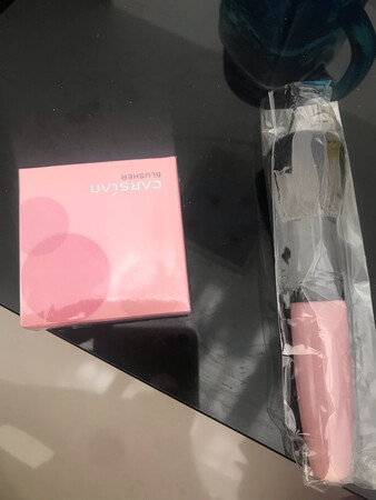 不好，一点颜色都没有，白色的一样，便宜，懒得退了，扔了