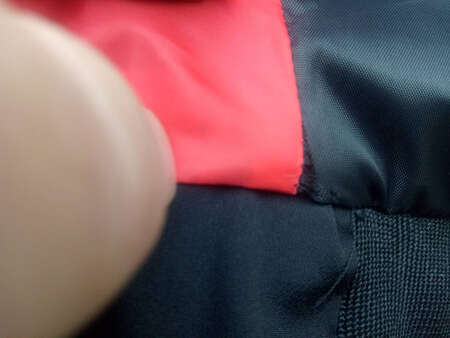 这质量让我头疼！实体店看到绝不会买！