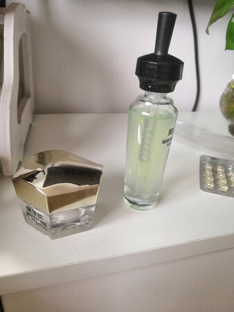 不错，是正品，赶上活动买的，超值