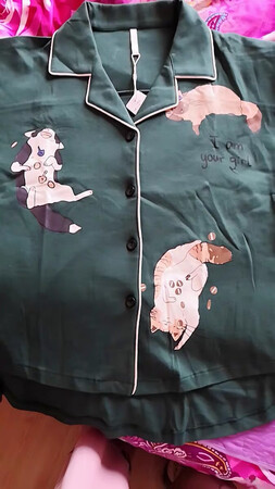 睡衣质量非常好，真的很喜欢这种棉质的衣服。不错哦。发货速度非常快，包装非常仔细、严实，物流服务运送速度很快，很满意的一次购物。