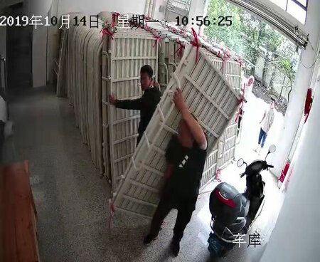 挺清晰的，一直用海康威视的产品，这次放在出租房一栋全是海康威视的设备，海康威视售后也很到位，之前在广州琶洲售后都很快。