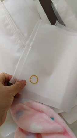 袋子挺不错的，很厚实，